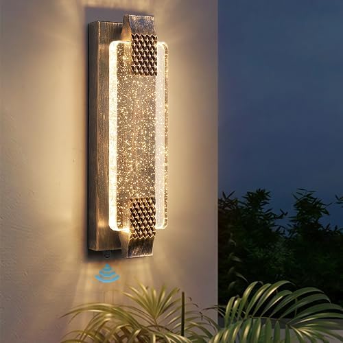 Dusk to Dawn Outdoor Wall Light with Crystal Bubble Glass