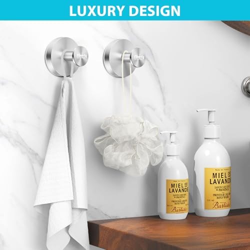 2pcs Suction Cup Hooks for Towels Robes Hats Wreaths Silver